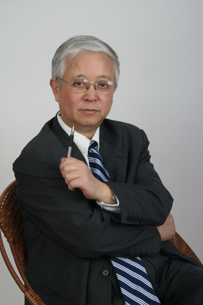 北京大学医学人文研究院学术委员会主任胡佩诚