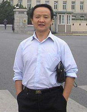 西南政法大学外语学院副教授熊德米