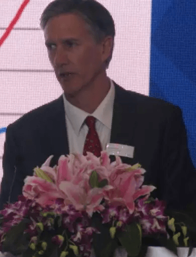 Dowell Windows国际产品创意总监迈克尔·斯宾塞