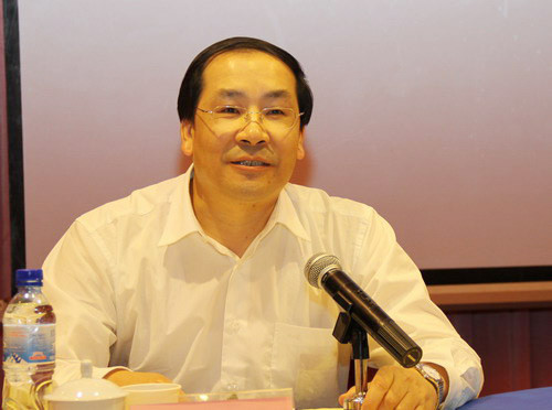 教育部教育装备研究与发展中心主任曹志祥