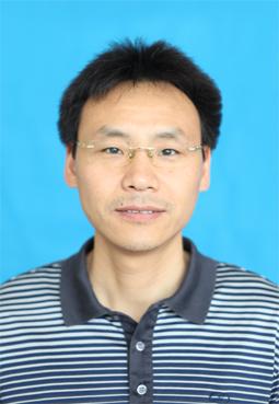 湖南科技大学土木工程学院副院长谢献忠照片