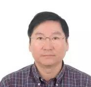 温州医科大学附属第二医院临床分子与血液学检验实验室主任杨军军照片