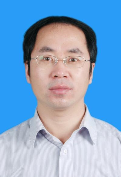广西大学土木建筑工程学院教授吴波照片