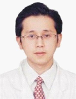 重庆医科大学附属口腔医院种植科副主任医师黄元丁