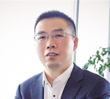 苏宁云商副总裁副总裁黄金老