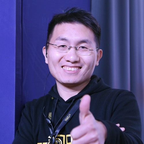 罗辑思维联合创始人快刀青衣