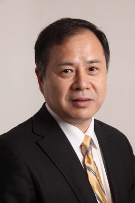 北京大学医学部和首都医科大学传染病学教授张福杰