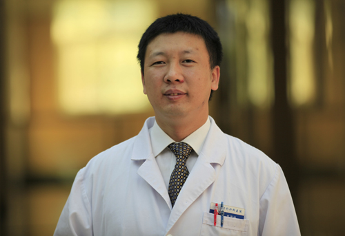 中国医学科学院整形外科医院主任韩雪峰照片
