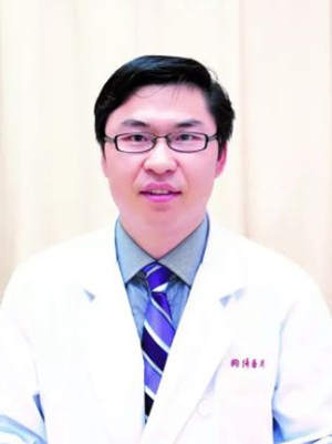 上海市同济医院足踝外科副主任医师张明珠照片