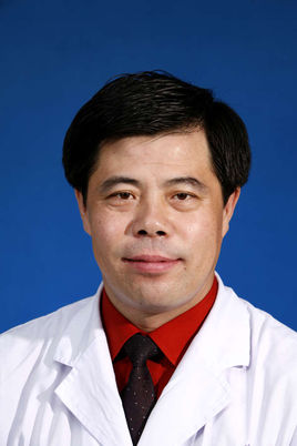 中国医科大学附属第四医院教授李春雨