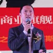 砂之船（上海）控股有限公司司集团副总裁兼营销中心总经理向进军照片