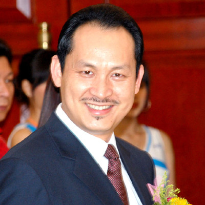 深圳知己集团董事长李庭光