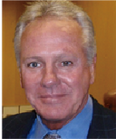 国际警察培训咨询顾问公司（IPTACS）总裁约瑟夫?哈尔