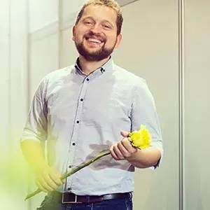 Tomas De Bruyne全球花艺团队花艺设计师Tomasz Max Kuczynski