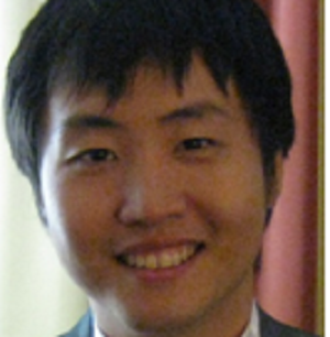 infcomm研究所数据分析部生物信息和医疗分析实验室的实验室负责人Mengling 'Mornin' Feng