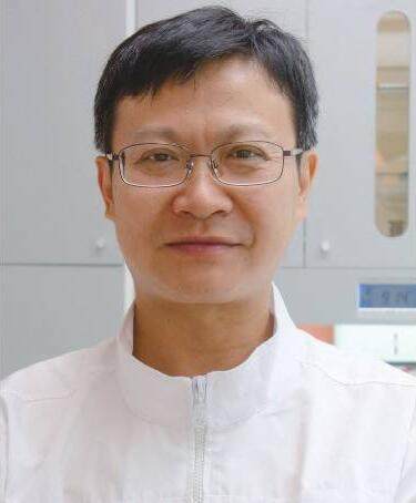 北京精英齿科培训和华景齿科诊所创建人贺周