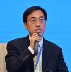 首都经济贸易大学工商管理学院副教授李云鹏