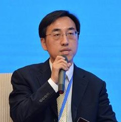 首都经济贸易大学工商管理学院副教授李云鹏