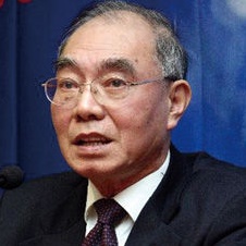 北京大学经济学院教授、博士生导师萧灼基