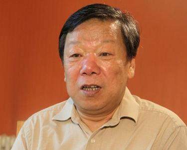 国务院特邀监查员梁小民 