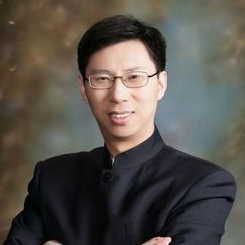 清华大学创新管理研修中心特聘讲师黄泰山照片
