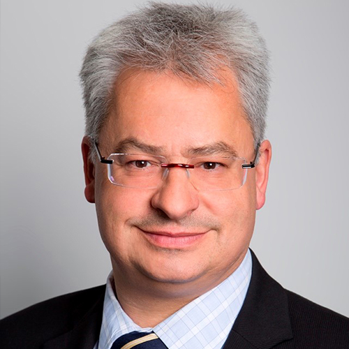 德国中部黑森工业大学教授、5D 研究院主任Dr.-Ing. Joaquín Díaz