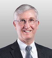 科文顿(北京)合伙人前中美商会主席Timothy P. Stratford