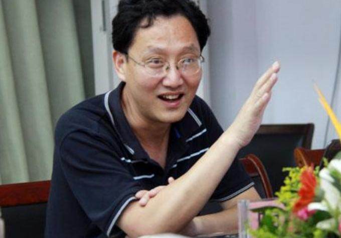  远程教育杂志执行主编，研究员、编审，中国教育技术协会理事。陶侃