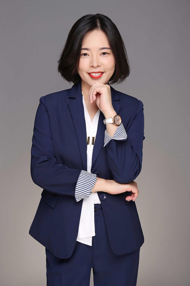 米络星集团前学大教育区域经理 杭州、成都分公司咨询总监 O2O教育公司总经理 现任米络星集团米乐教育总经理刘静静