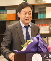 中国人民大学法学院国际关系学院教授、博士导师王义栀照片