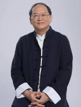 台湾大学哲学系主任傅佩荣照片