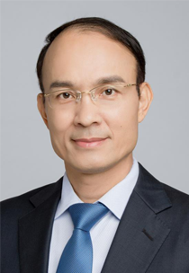  厦门大学金融工程教授、博士生导师郑振龙