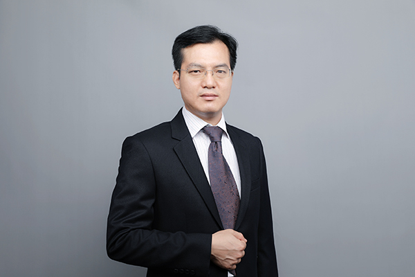 广东省第二人民医院副院长、党委副书记李观明照片