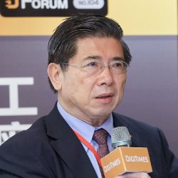 IEEE/IEEE工业信息期刊Fellow/总主编罗仁权