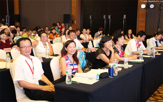 2015年第十届蒙台梭利教育国际研讨会现场图片