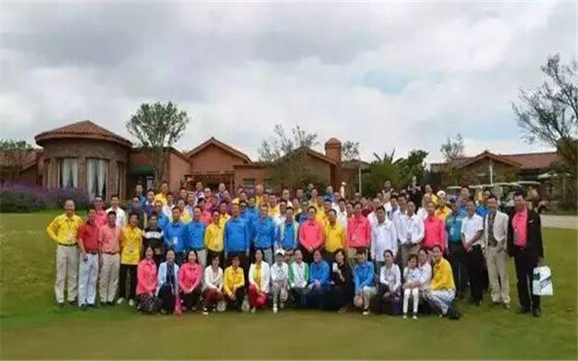 中国高尔夫产业峰会暨中国高尔夫球场营销与草坪 管理技术研讨会现场图片