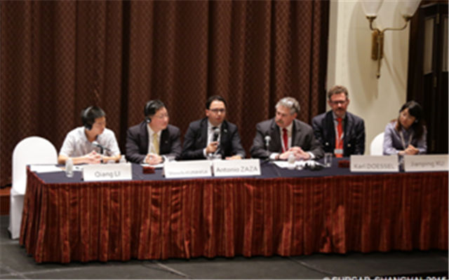 2015年SURCAR上海国际汽车涂装大会现场图片