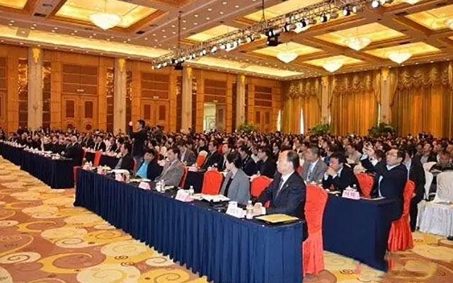 2015第七届中国公路科技创新高层论坛现场图片