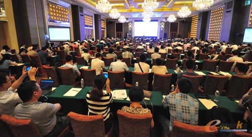 2015首届中国制造业智能制造高峰论坛暨第十二届中国制造业管理信息化大会现场图片