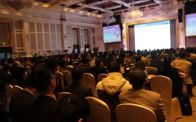 2015第二届中国新能源汽车高峰论坛暨总工技术交流会现场图片