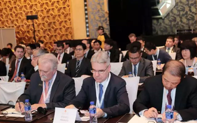 2015中国国际LNG峰会现场图片