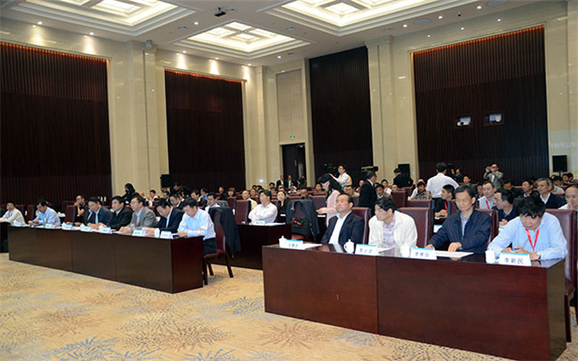 中国再生金属2015年沂蒙山领袖峰会现场图片