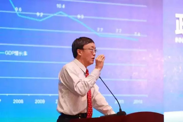 中国CEO年会经济论坛暨首届商会领袖（天津）论坛现场图片